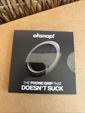 ohsnap! Snap Magnetic Phone Grip - Boring Black